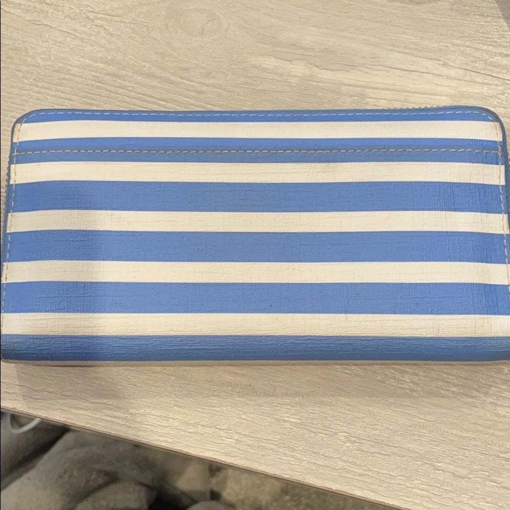 Kate Spade Wallet - Picture 3 of 5